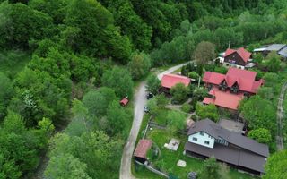 Pensiune cu Salina, Moroieni- Investitie la Cheie in Turismul Montan - Poză 8