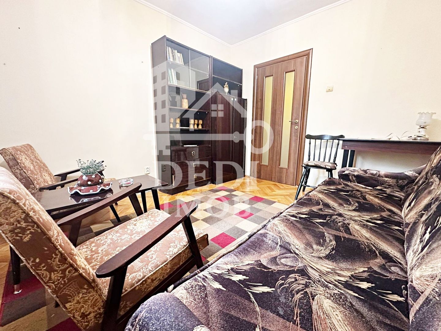 Apartament cu 3 camere de inchiriat zona Bulevardul Dacia, Oradea - Poză 2