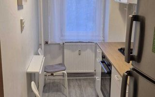 Închiriez garsonieră modernă, Piata Muncii, spațioasă, boiler, AC - Poză 4