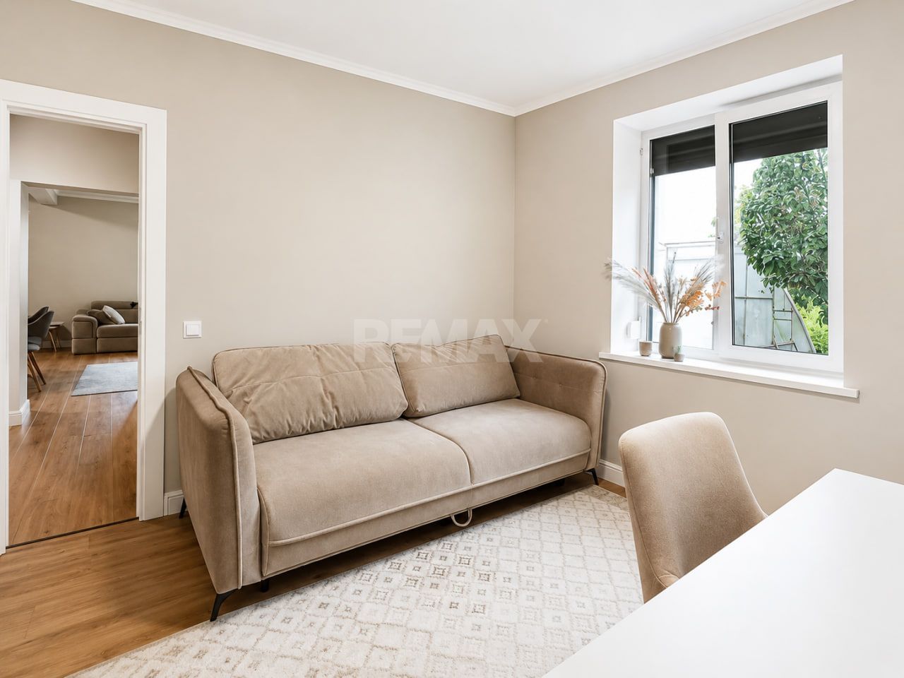 Casă 3 + Living, renovată | 17 ari | Panouri fotovoltaice | Pompă de căldură | Măgdăcești - Poză 12