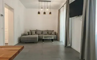 Casă modernă de închiriat în Șelimbăr, lângă Shopping City - Poză 12