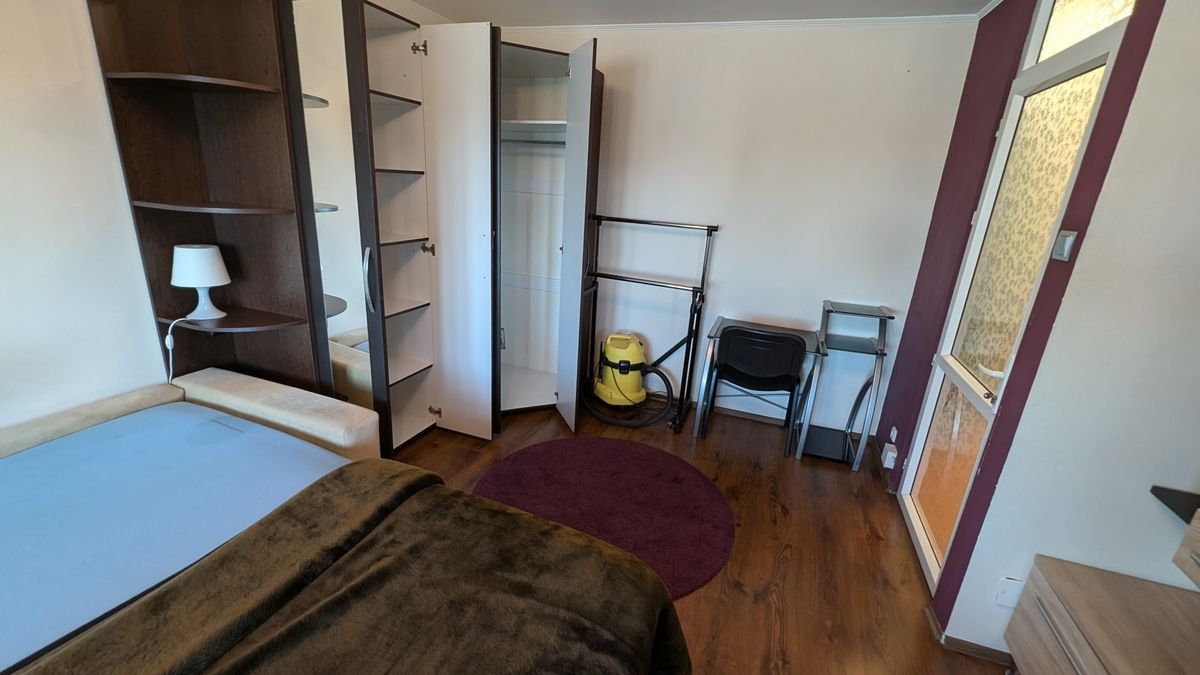 Mihai Bravu, Vatra Luminoasa, Piata Muncii - Poză 8