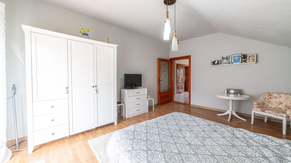 Oportunitate UNICA! Casa individuala la pret de apartament in Chisoda - Poză 14