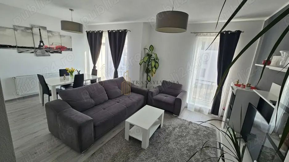 Apartament 3 camere, in Selimbar - Poză 1