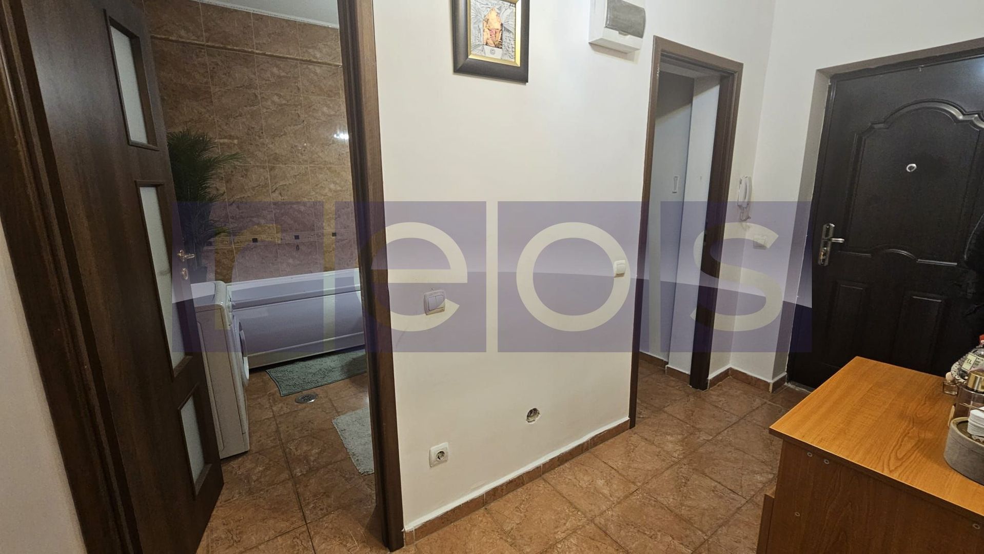 DE VANZARE STUDIO 52 MP | DECOMANDATA | PARCARE - Poză 8