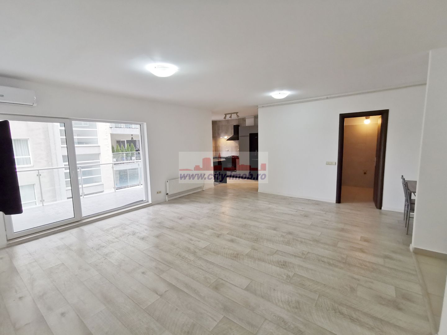 Vanzare Apartament 4 camere Baneasa - Poză 26