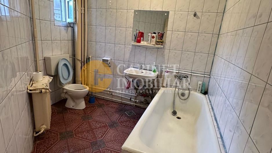 Nicolina- 3 Camere Decomandat -Etaj 2 Bloc 1986 -73mMp - Poză 3