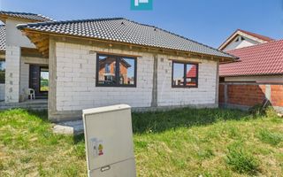 Casă nouă la roșu în Mândruloc - Poză 6