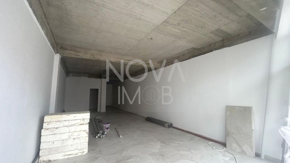 Spatiu comercial Selimbar 120 mp - vitrina la strada - zona Brana - Poză 6