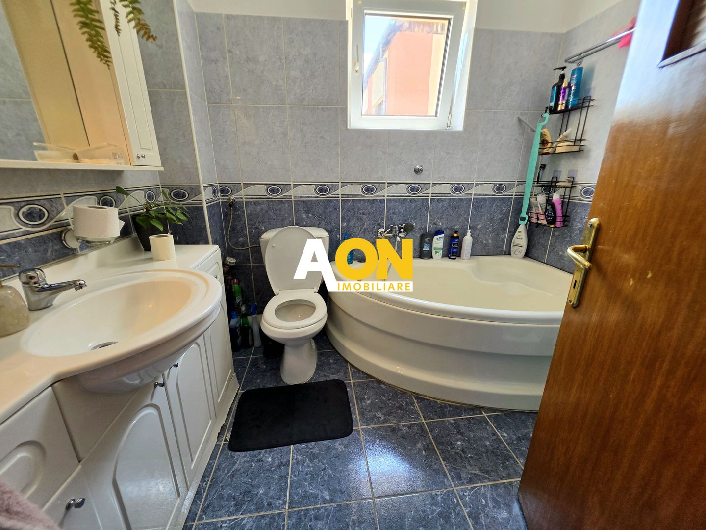 Apartament 4 Camere,  2 Bai. Zona Closca, 103mp Utili - Poză 4