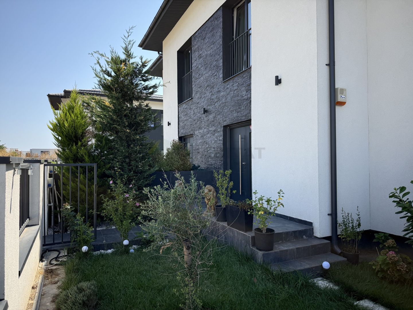 Petre Ispirescu | Vila în complex securizat - Poză 29