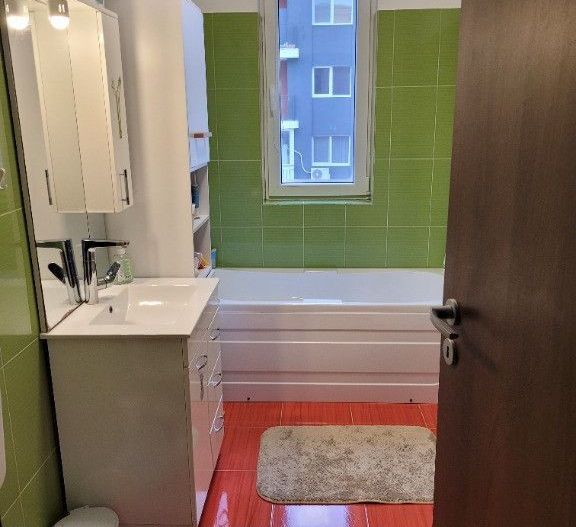 Vanzare apartament 2 camere Aparatorii Patriei Comision 0% - Poză 3