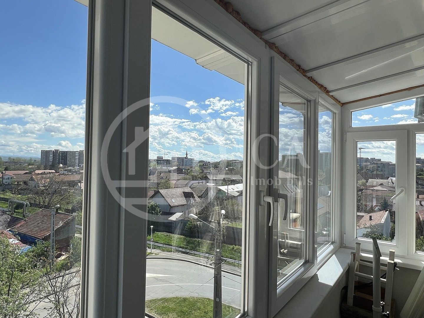 Apartament cu 3 camere de inchiriat in zona Lotus Center Oradea - Poză 10