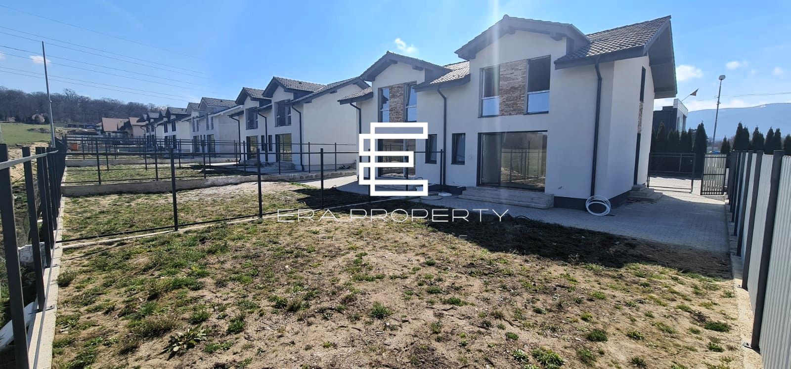 Duplex 4 camere | 97 mp utili | teren 270 mp | curte generoasă |predare la cheie - Poză 5