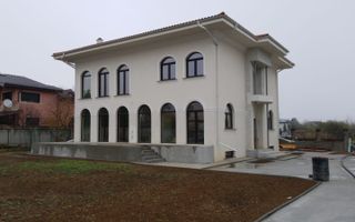 VILA DE LUX - Poză 1