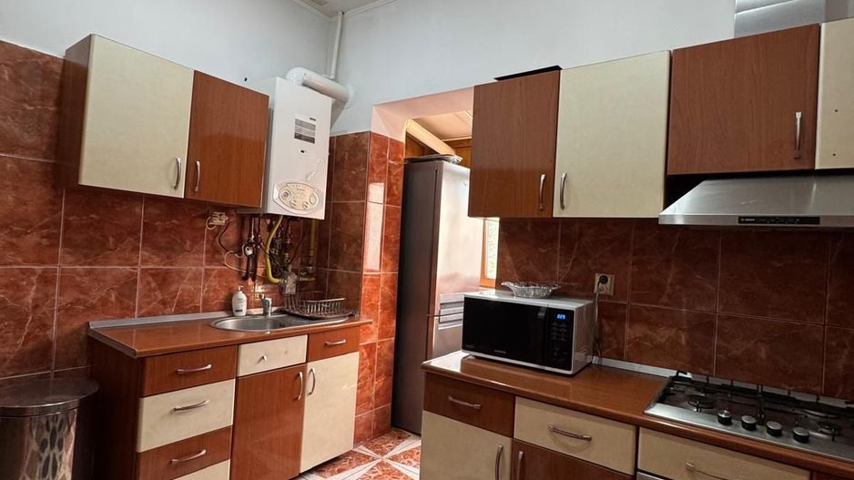 De inchiriat Apartament 3 camere in Vila, Foisorul de Foc sect 2 - Poză 8
