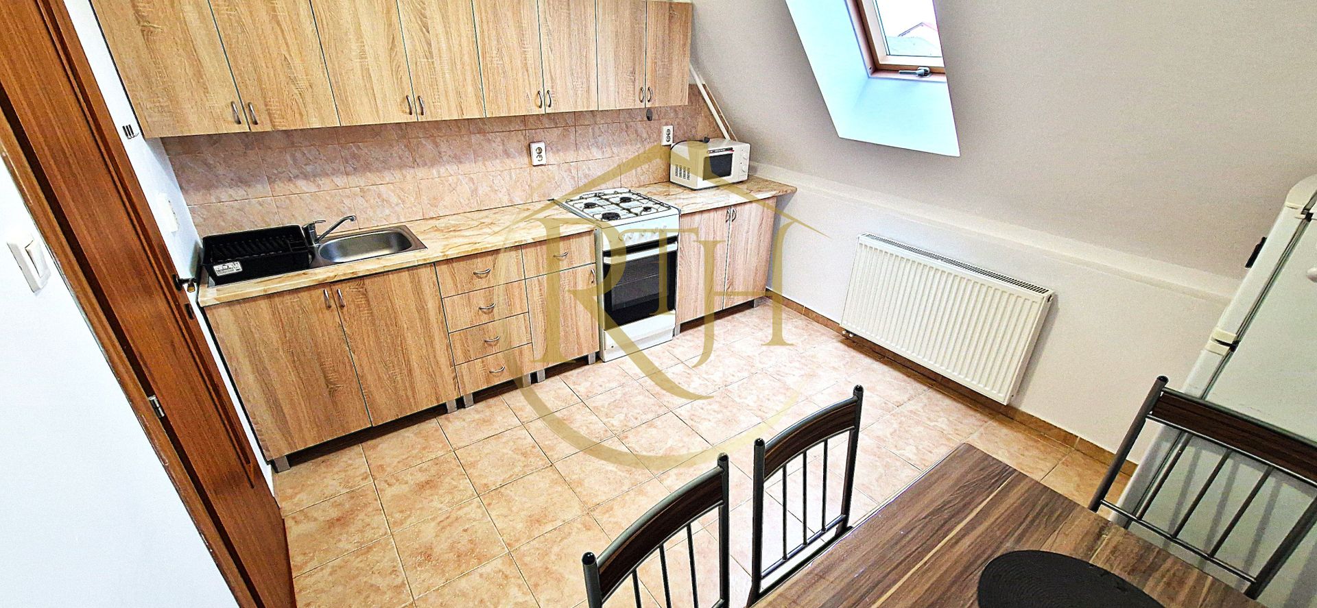Oferim spre inchiriere apartament cu 2 camere, Zonă Spitalul Județean/Girocului. - Poză 13