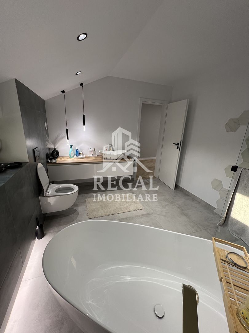 Casă modernă tip duplex, ideală pentru 2 familii – in loc. Strei - Poză 6