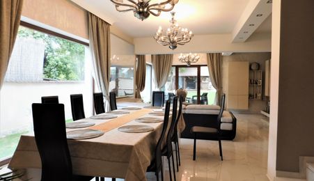 Casa moderna Cartier Dambu Rotund | La Cheie