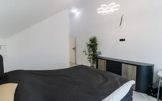 VILĂ MODERNĂ DE LUX CU PISCINĂ, FOTOVOLTAICE ȘI FOIȘOR – BREAZA - Poză 64