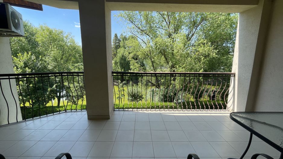 VILA CU 5 DORMITOARE IN COMPLEX REZIDENTIAL - Poză 22