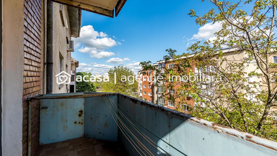 Apartament 3 camere Micalaca 300. Vedere superbă spre Mureș - Poză 2
