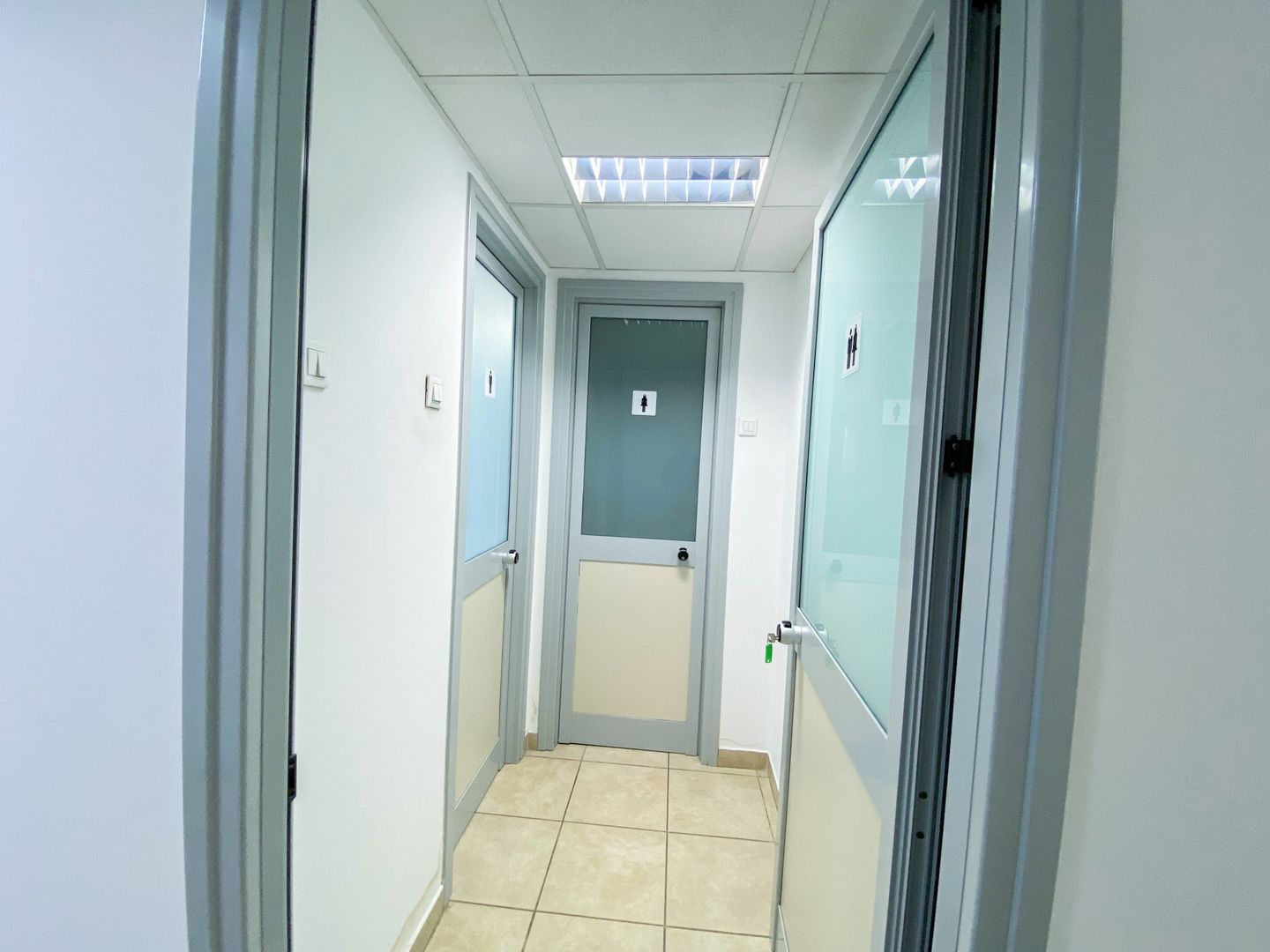 De inchiriat in cladire birouri P+5 etaje – PARTER - Poză 20