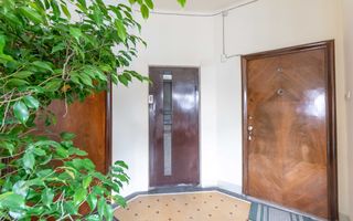 Piata Romana | Lascar Catargiu | Cal. Victoriei,5 cam pe Nicolae Iorga - Poză 7