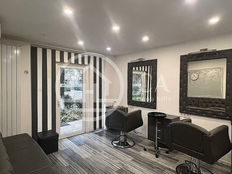 Spatiu comercial cu afacere la cheie de vanzare in Rogerius, Oradea - Poză 1