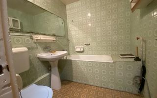 Vanzare apartament 3 camere Teiul Doamnei | Bloc 1986 - Poză 6