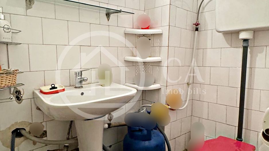 Apartament cu  3 camere de vânzare în zona  Iosia,  Oradea - Poză 4
