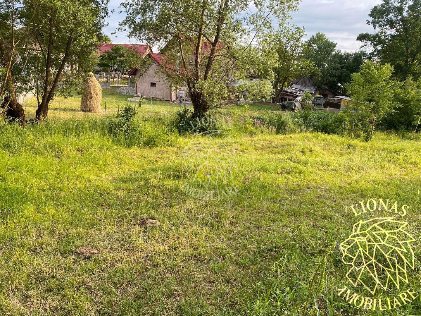 Teren Intravilan 1140 mp cu utilitati-ideal casa-Sigmir - Poză 2