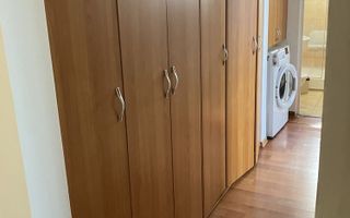Apartament 3 camere, zona Mircea – Căutăm coleg de apartament - Poză 2