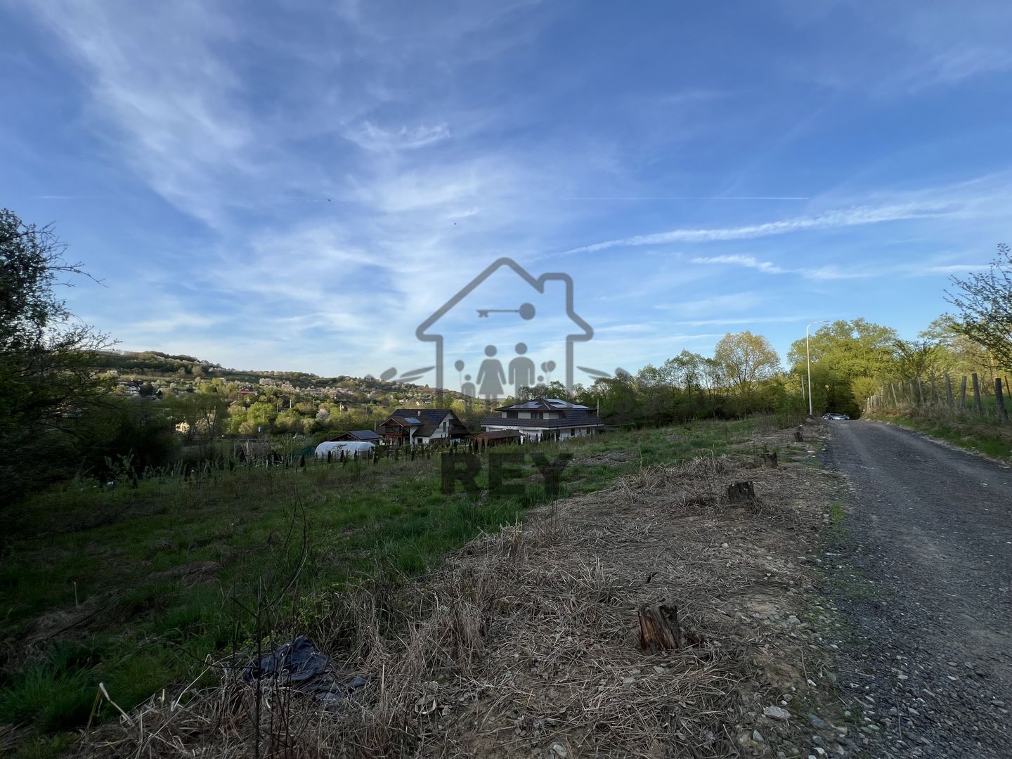 Teren la poalele Cetății Cisnadioarei de vânzare/1250 mp - Poză 10