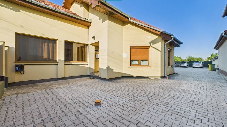 Casa P+M, Aradul Nou - Poză 1