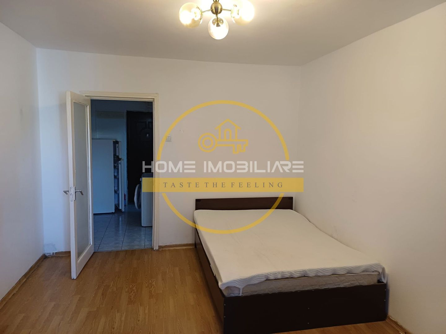 Apartament cu 1 camera /30 mp / zona Podu Ros - Poză 1