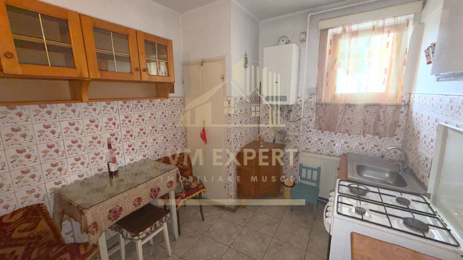 APARTAMENT 2 CAMERE ETAJ 4 ZONA ULTRACENTRALĂ CAMPULUNG - Poză 7