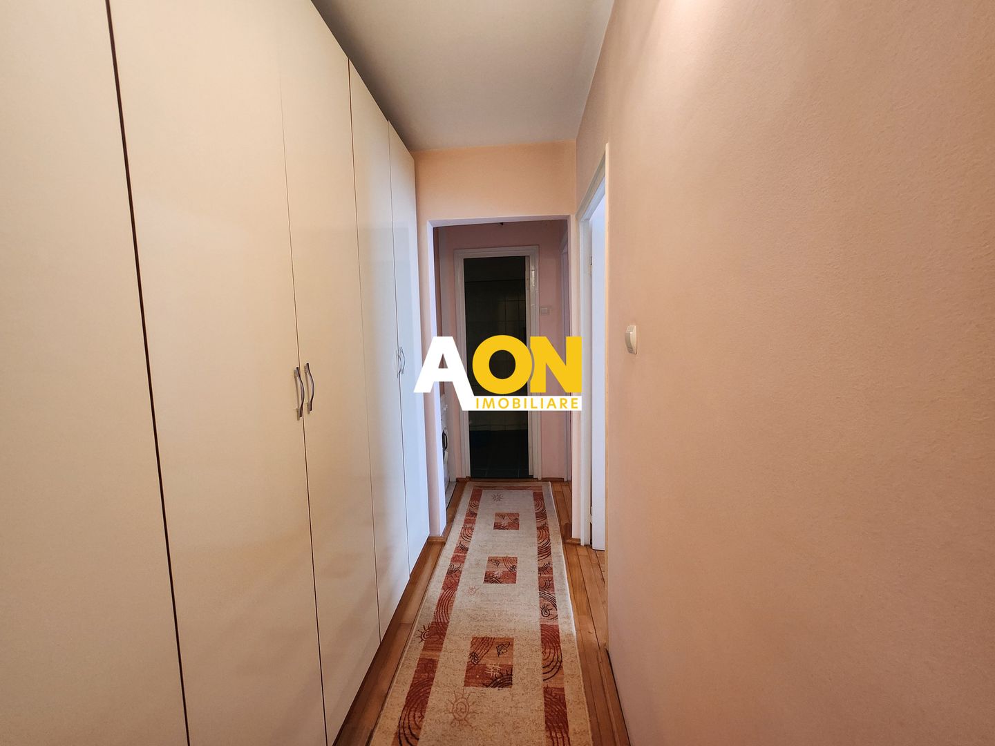 De vanzare apartament 3 camere, zona Cetate - Poză 10
