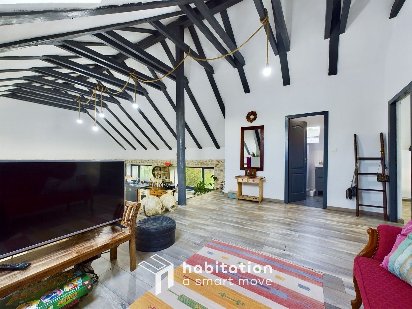 Casă cu 4 dormitoare + piscină în Socolari – ideală pentru investiție - Poză 17