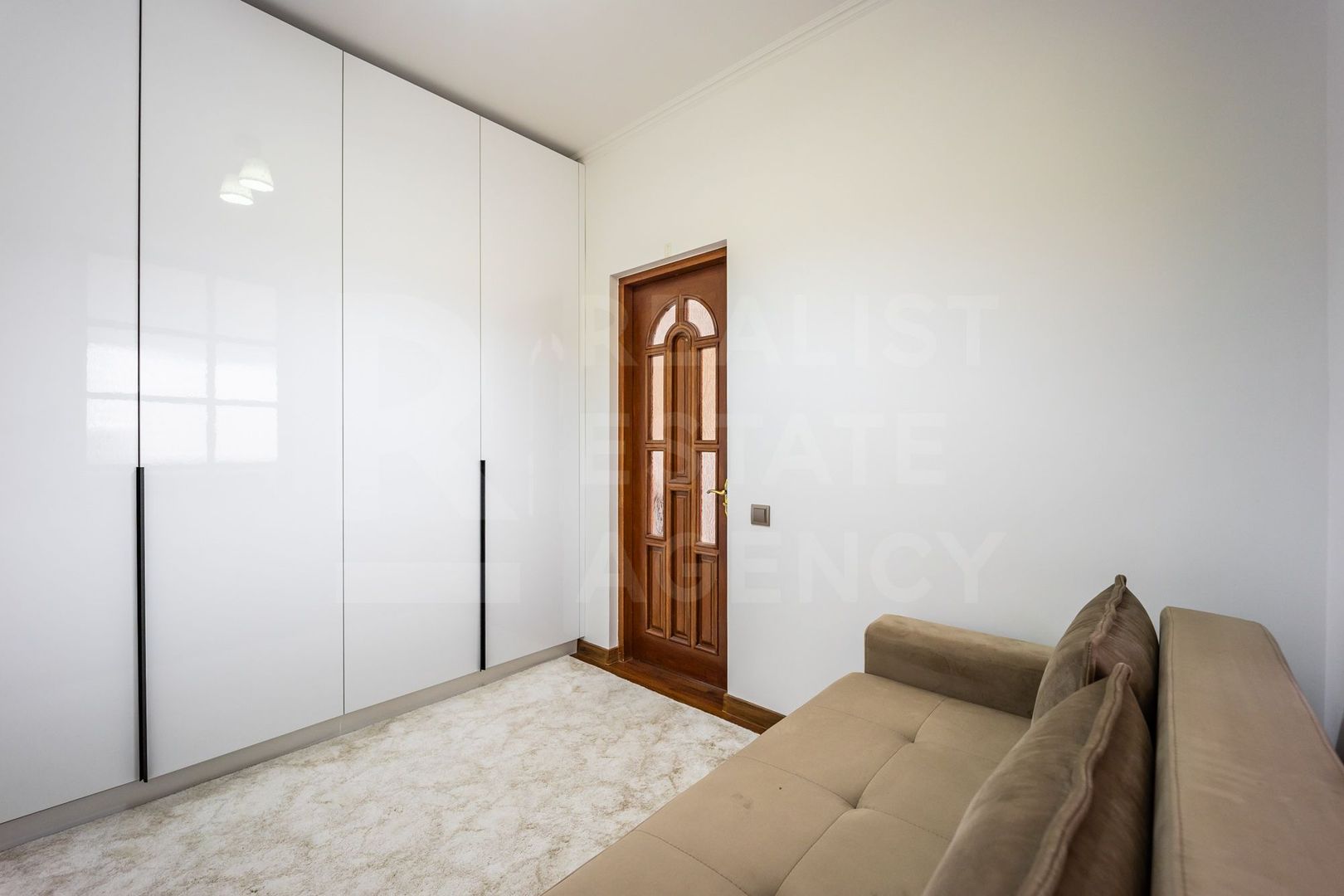 Vânzare, apartament 2 camere + living, str. Alecu Russo, Ciocana - Poză 6
