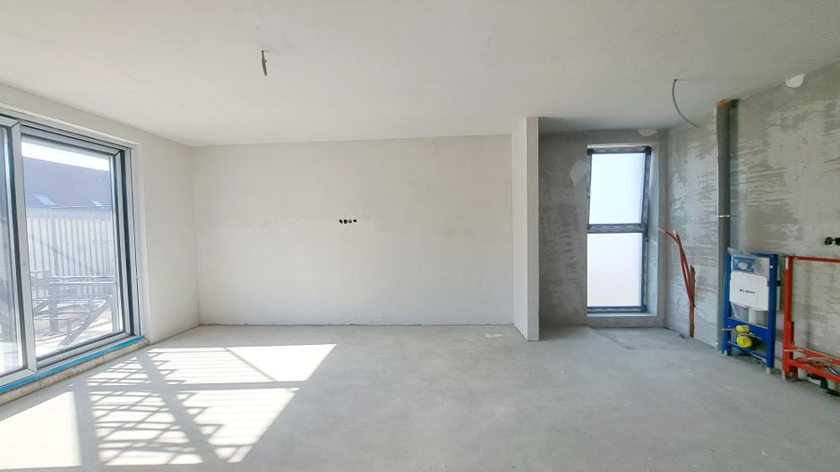 Penthouse 150 mp utili+ terase 200 mp+ 2 parcari subterane +curte 120 mp - Poză 10