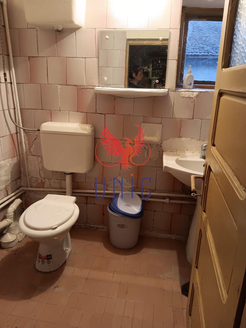 Casa cu teren de 3300mp , Gura Vaii! - Poză 13