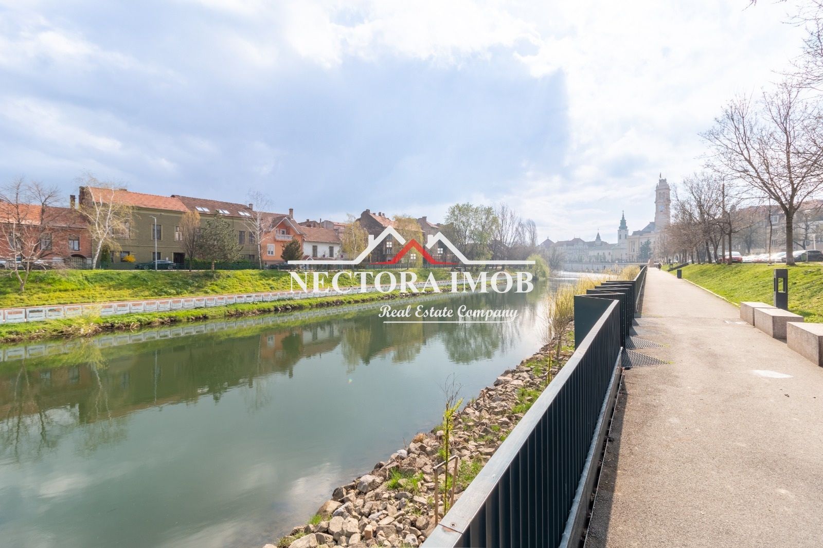 NECTORA IMOB-Casa deosebita Ultracentrala, Malul Crisului/Piata Unirii - Poză 19