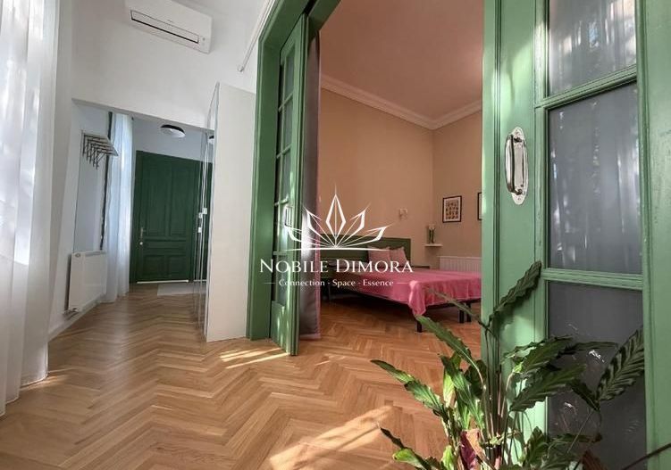 Apartament deosebit cu 3 camere - Central - potrivit pentru studenti - Poză 9
