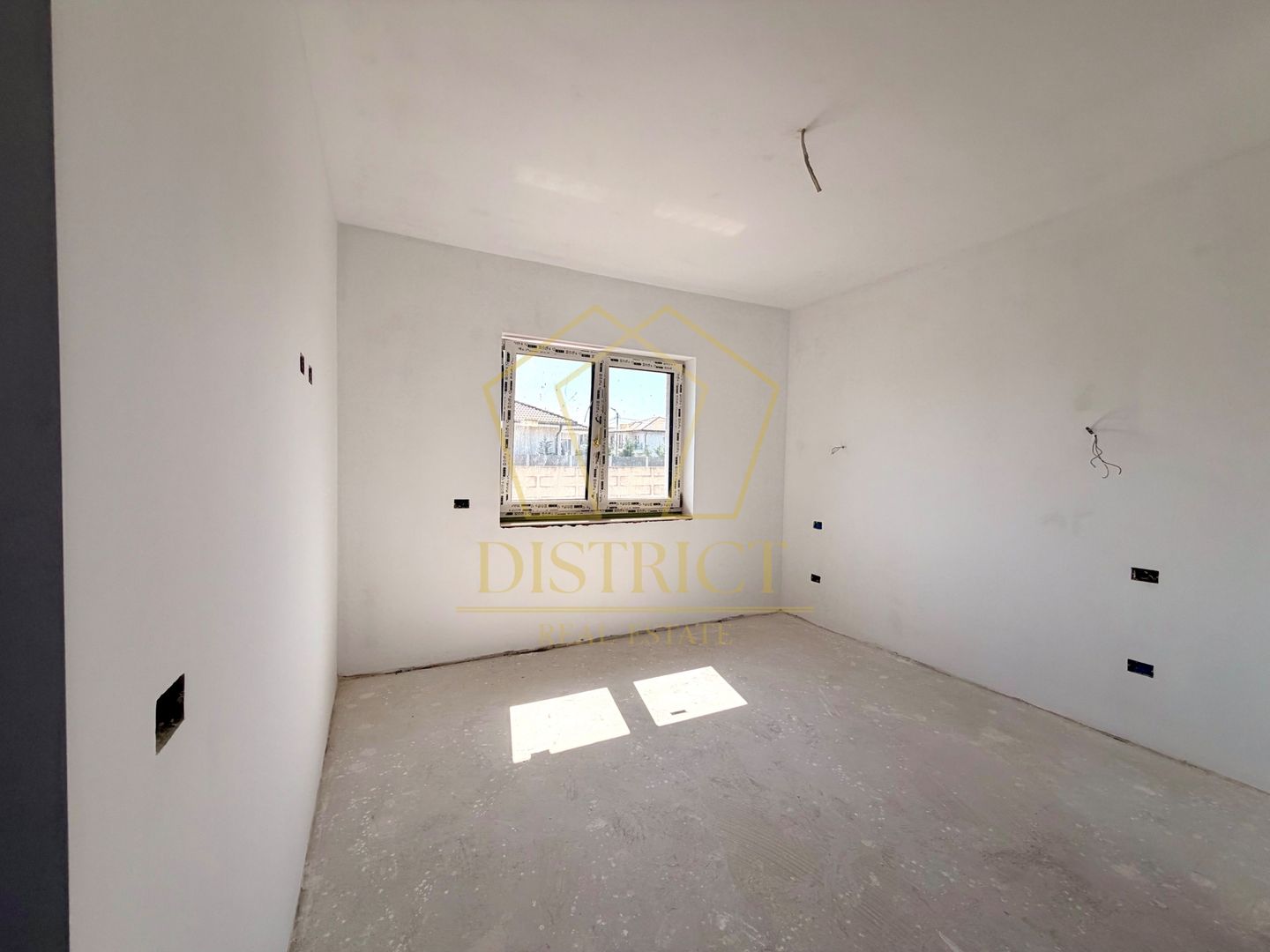 COM 0% Duplex cu 4 camere, despărțit prin camera tehnica | Mosnita Noua - Poză 4