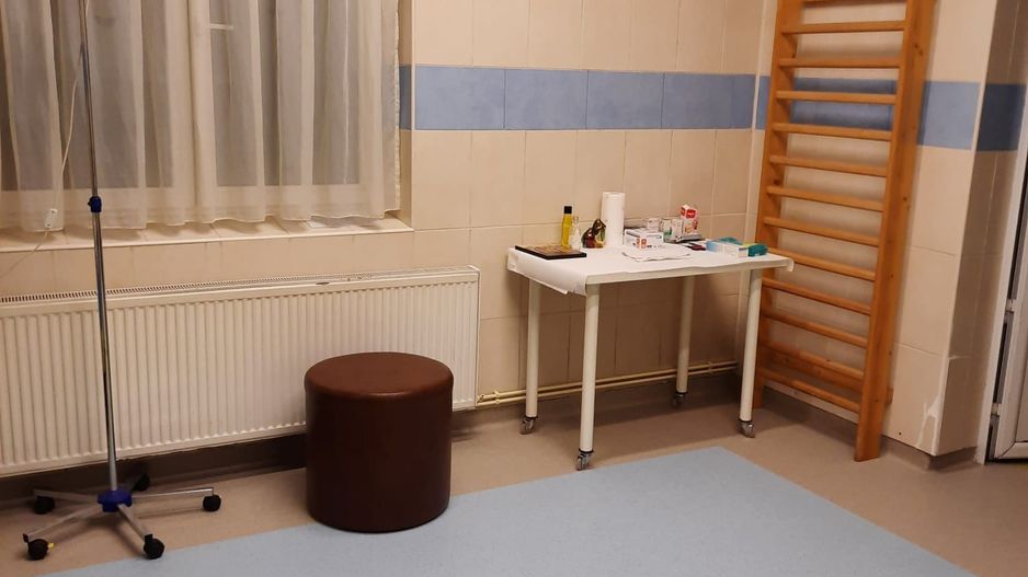 Proprietate versatilă, ideală pentru activități sociale, medicale sau - Poză 12