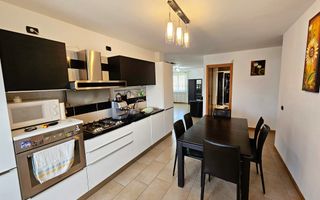 Casa 7 camere, garaj dublu, finisaje lux, 629 mp teren,zona Prefectura - Poză 10