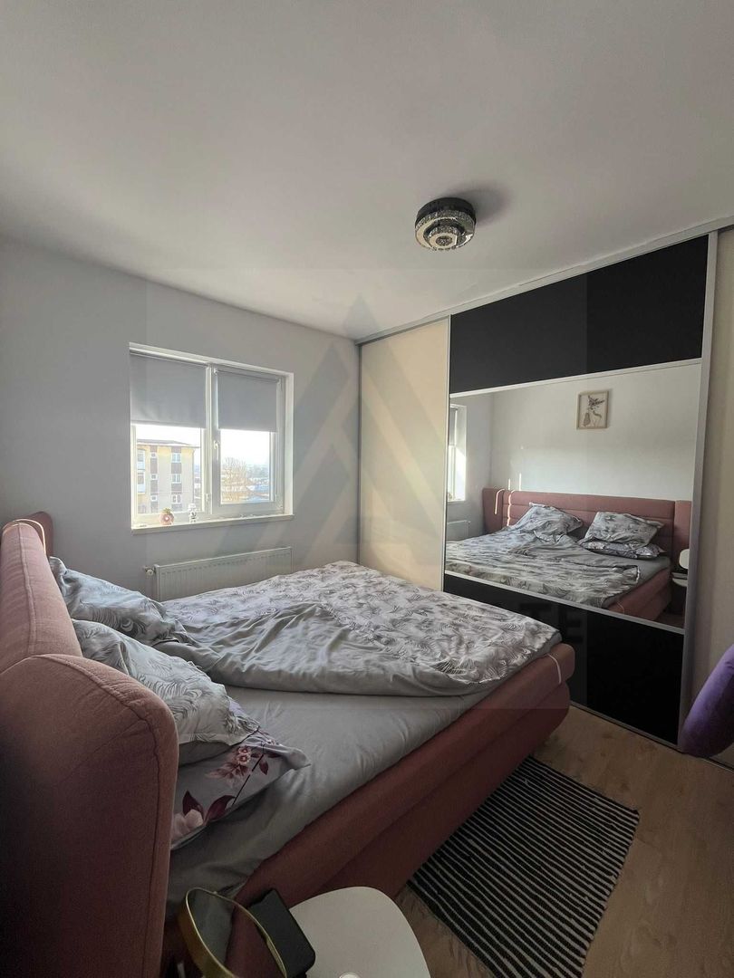Apartament modern 2 camere etaj 1 baie cu geam si boxa in Gusterita - Poză 1