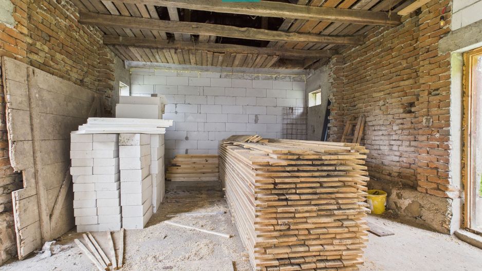 Casă cu teren generos Vărădia de Mureș - Stejar - Poză 38