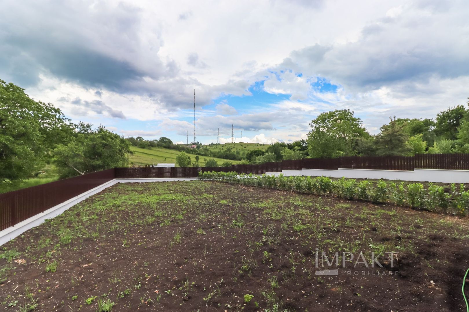 Case cuplate 5 camere si teren de 700 m2 in Feleacu - Poză 39